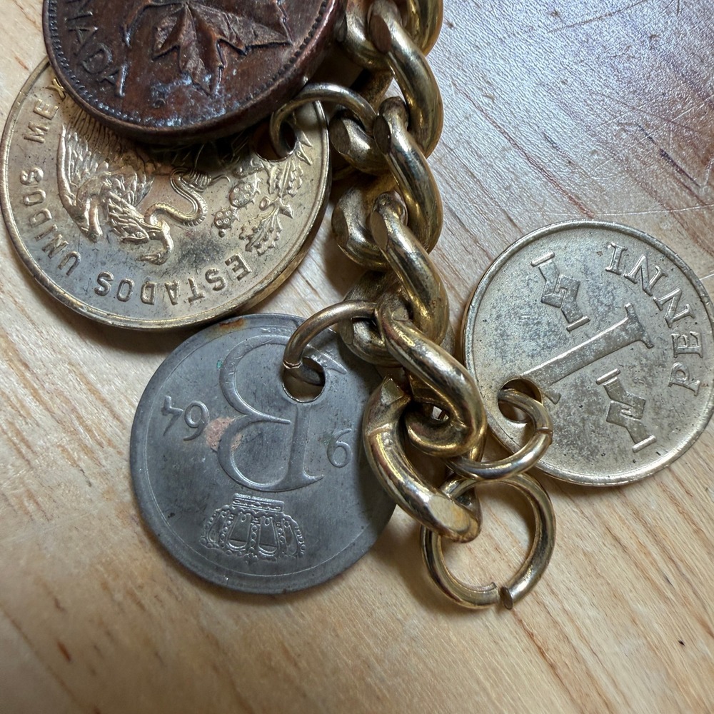 Vintage Coin Charm Bracelet Gold Tone International Currency 1960s - Picture 3 of 13